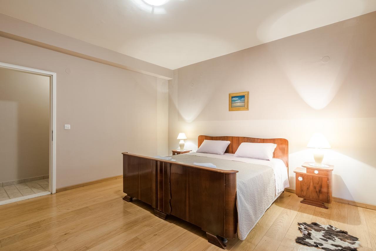 Apartment Jeger Povljana Eksteriør billede
